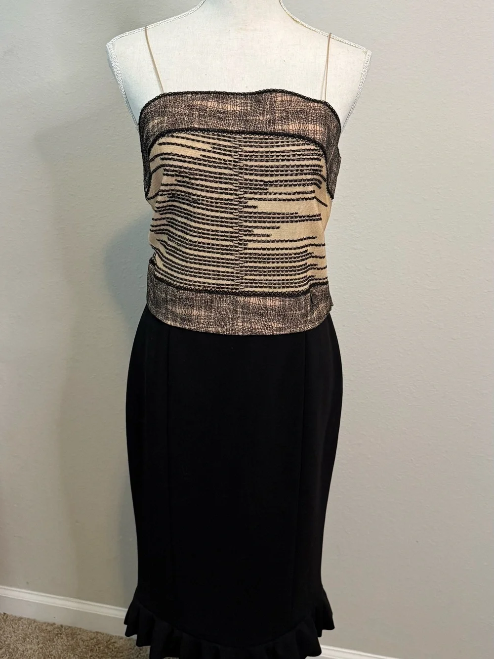Stunning CHANEL 03P Spring 2003 Black Beige Knit Tube Top Sz 40 France